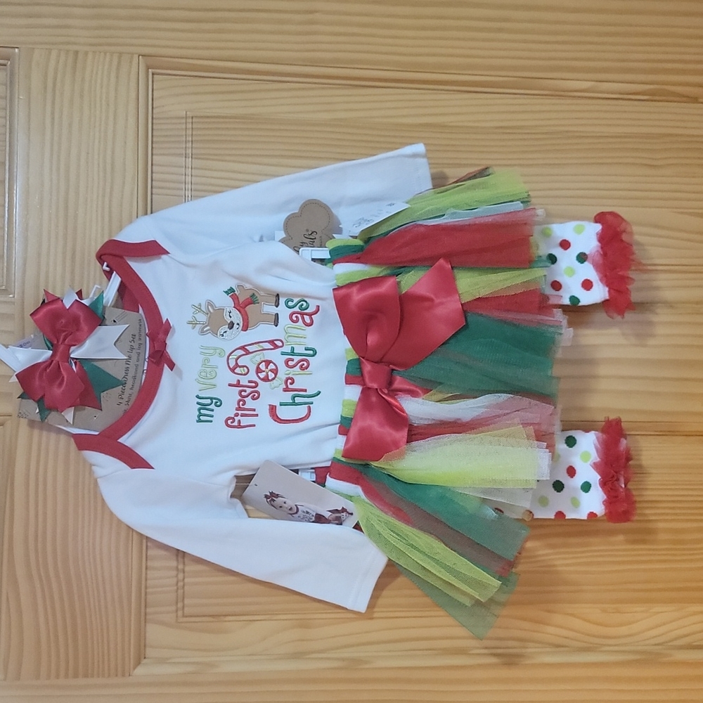 Girls 4 piece set my very 1st Christmas